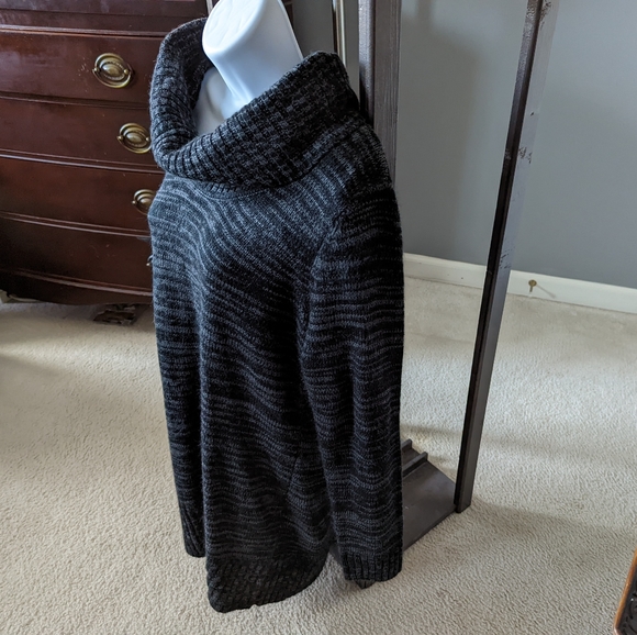 AB Studio Long Cowl Neck Gray Sweater Size XL - Picture 4 of 10